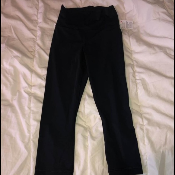 Lululemon Run with the Waves Crops 21” - Picture 2 of 5